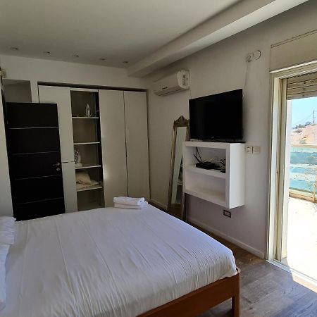 La-Palmore Luxury Apart-Residense Resort With Pool First Line Sea Side Ейлат Екстериор снимка