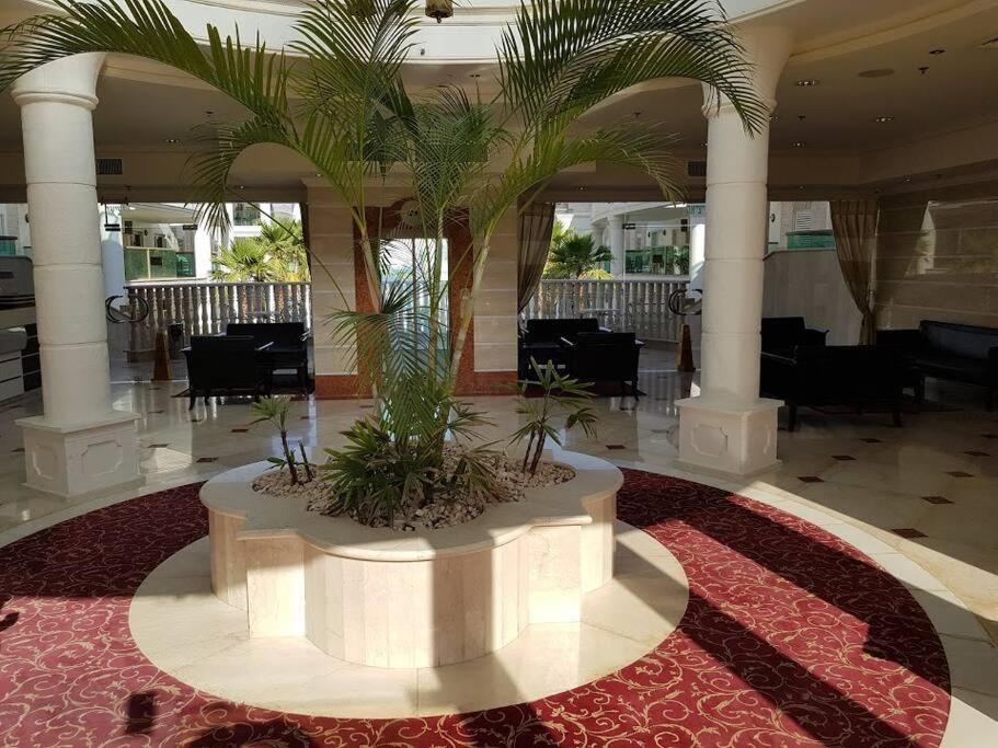 La-Palmore Luxury Apart-Residense Resort With Pool First Line Sea Side Ейлат Екстериор снимка