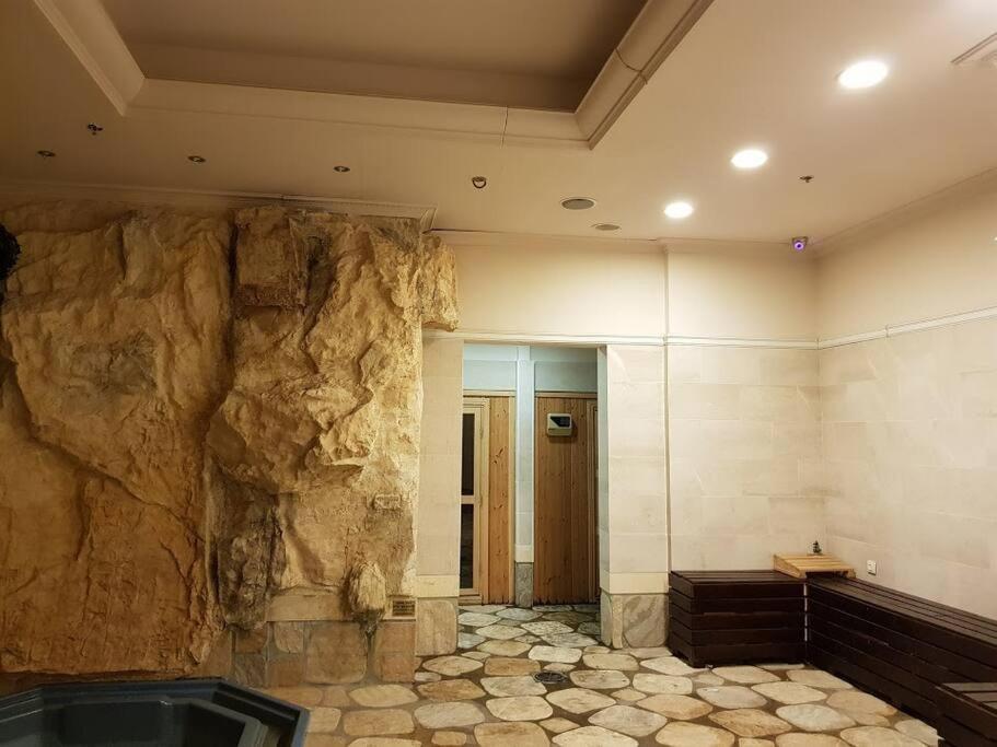 La-Palmore Luxury Apart-Residense Resort With Pool First Line Sea Side Ейлат Екстериор снимка