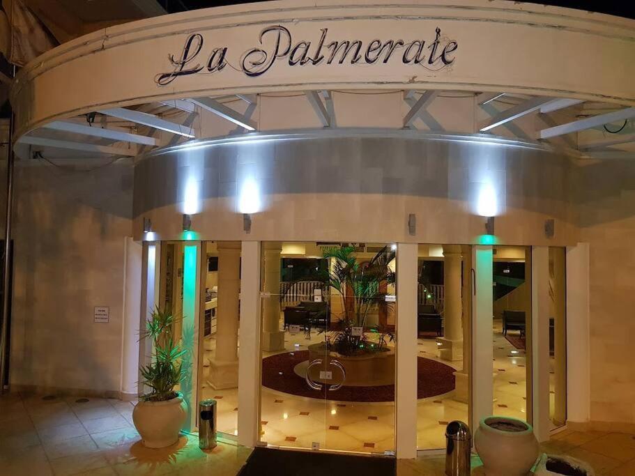 La-Palmore Luxury Apart-Residense Resort With Pool First Line Sea Side Ейлат Екстериор снимка