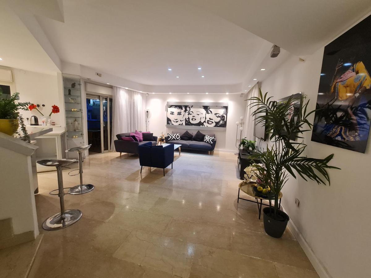 La-Palmore Luxury Apart-Residense Resort With Pool First Line Sea Side Ейлат Екстериор снимка