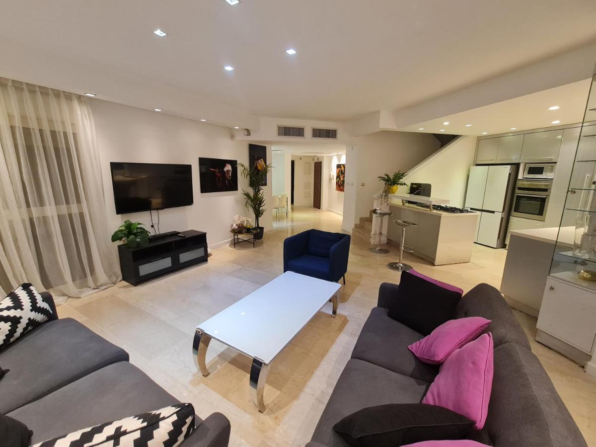 La-Palmore Luxury Apart-Residense Resort With Pool First Line Sea Side Ейлат Екстериор снимка